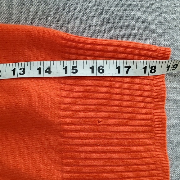 J crew cashmere orange  sweater size S - Picture 13 of 16